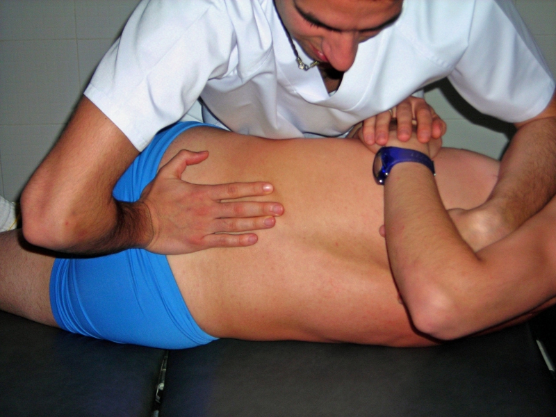 osteopathe-LA BASTIDE-min_osteopathy-212590